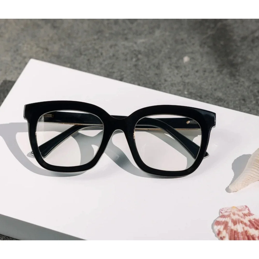 New Peepers Fanfare +2.00 Blue Light Readers Black Square Glasses w Case
